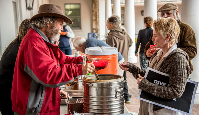 Make Food, Not War People giving out food