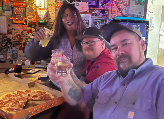 Dives Still Divin’ Jury Room denizens