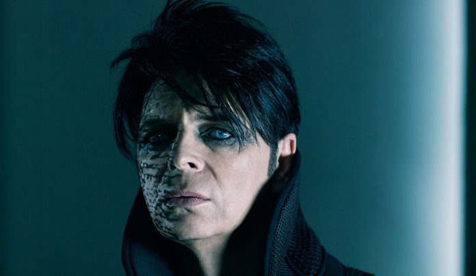 Things to do in Santa Cruz Gary Numan
