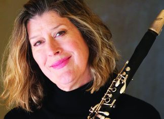 Clarinetist Erica Horn performs with Ensemble Monterey.