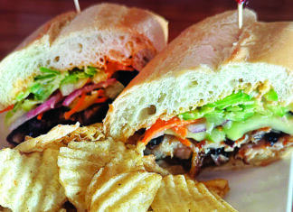 Beers for Cheers Banh mi sandwich plate with potato chips at Lúpulo in downtown Santa Cruz.