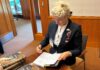 The Sartorial Revolution Author Chloe Chapin signs copies of Suitable at Mount Vernon